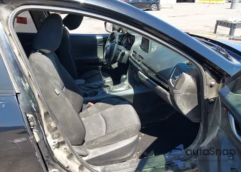 2015 Mazda Mazda3 I Sport z USA, uszkodzony, nr VIN 3MZBM1U74FM128254